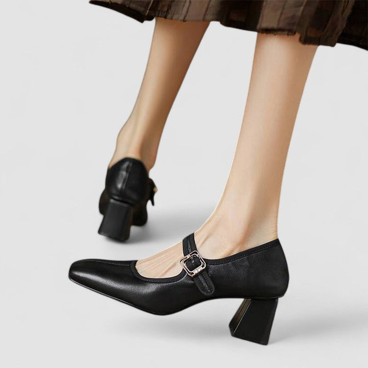 Adelais | Women&