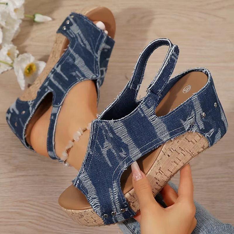 Adrienne | Women&