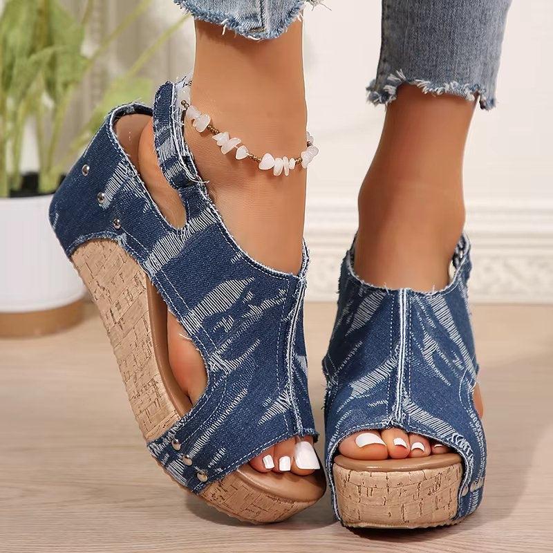 Adrienne | Women&