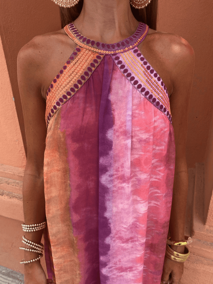 Aurelia | Damen Maxikleid mit Neckholder und Ombre-Effekt – Pink – Bild 3