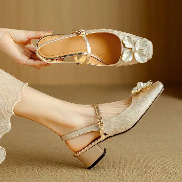 Beatriz | Women&