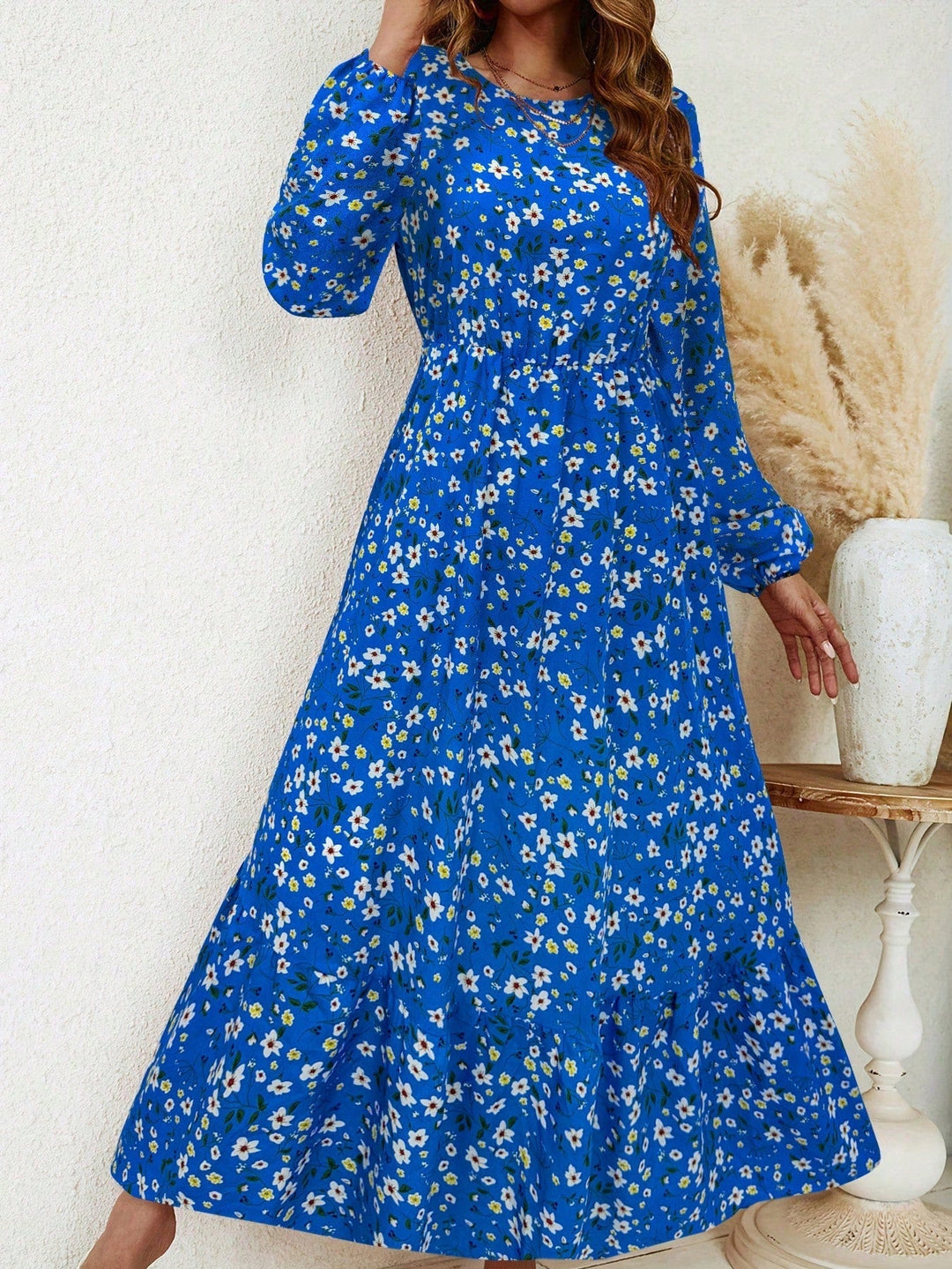 Brynja | Damen Maxikleid mit langen Ärmeln und Blumenmuster - Blumenmuster - Bild 2