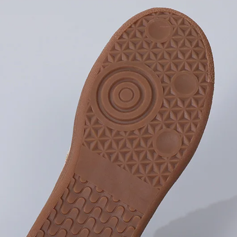 Caledonia | Women&