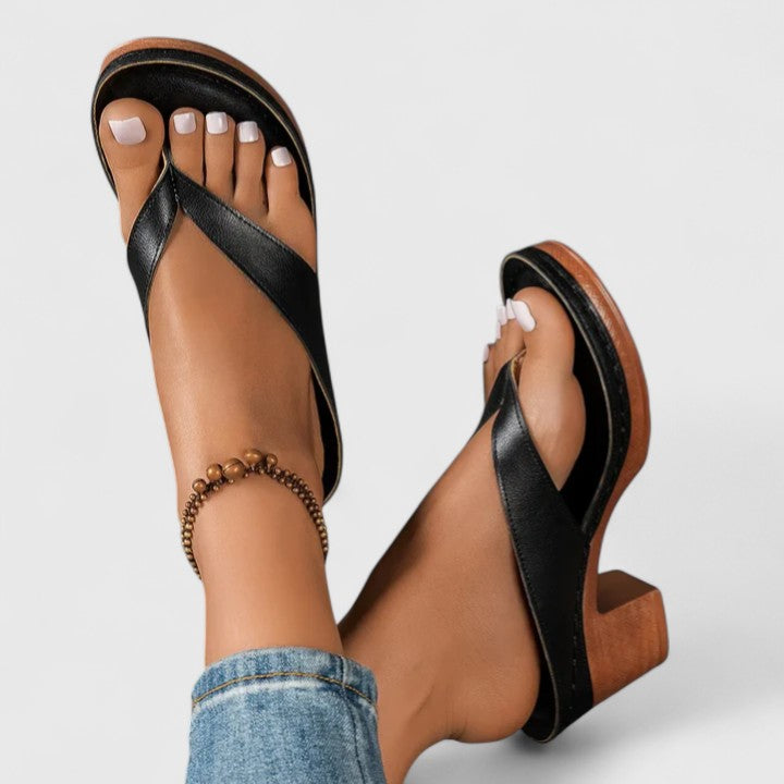 Calista | Women&