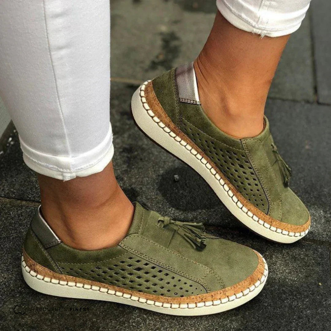 Clover | Damen Perforierte Slip-On Sneaker - Khaki - Bild 1