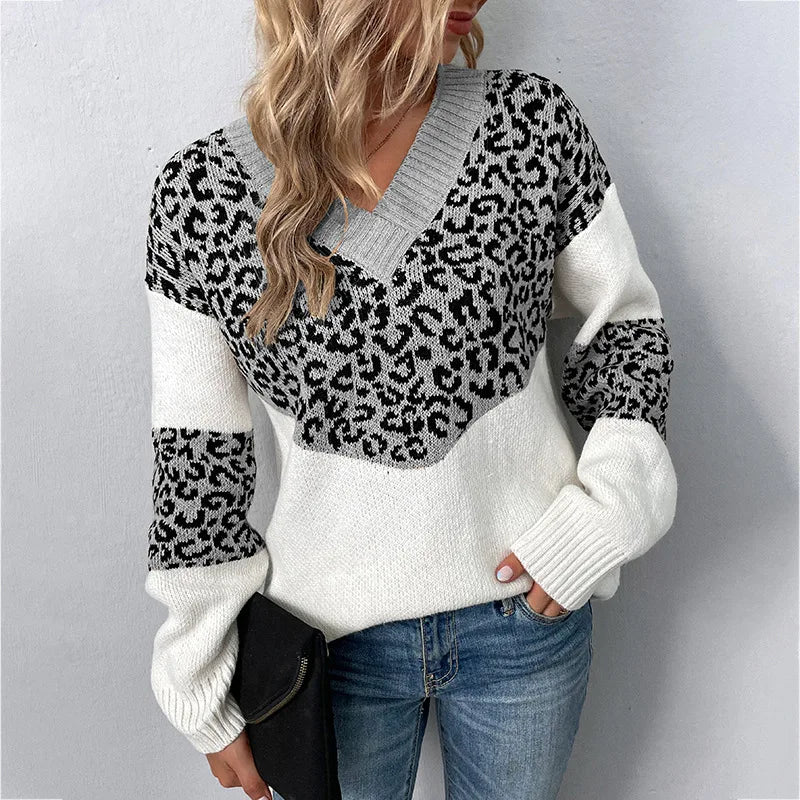 Cordamara | Women's Leopard Print V-Neck Jumper - Image 1