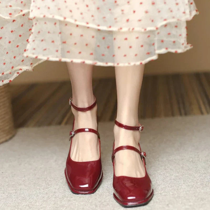 Genevieve | Women&