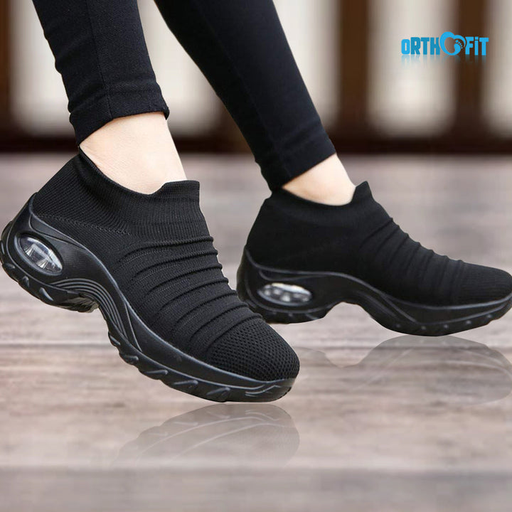 Guinevere | Damen Slipper mit Fußgewölbeunterstützung - Schwarz - Bild 1