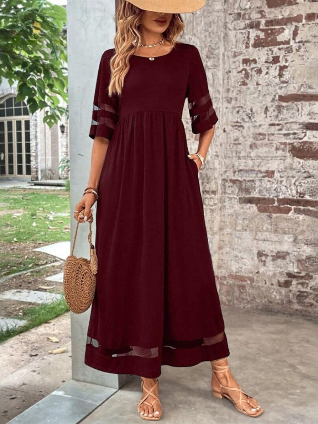 Ingrid | Maxikleid für Damen mit Mesh-Einsätzen – Schwarz – Bild 2