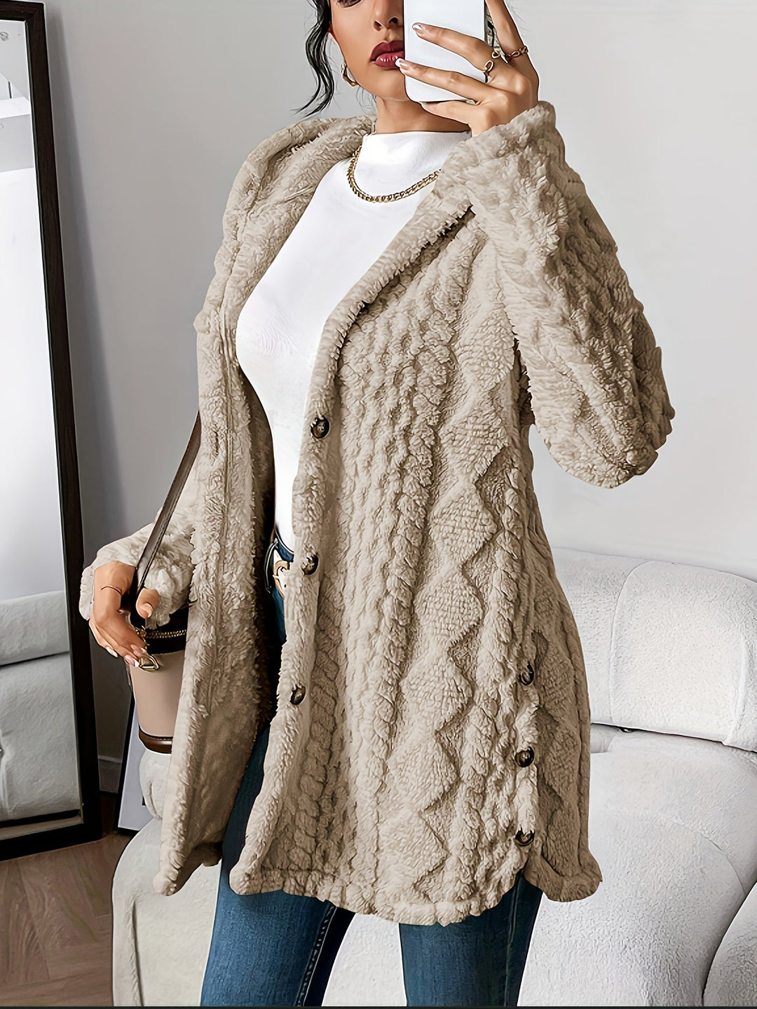 Lysianne | Damen Strickjacke mit Kapuze und Zopfmuster - Beige - Bild 12