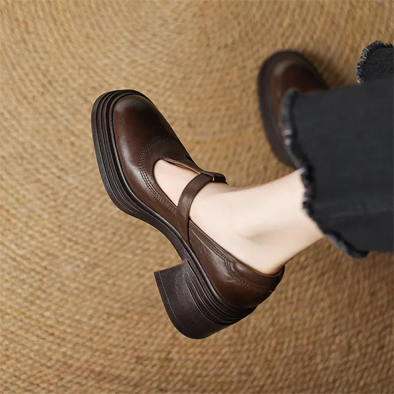 Lysithea | Women&