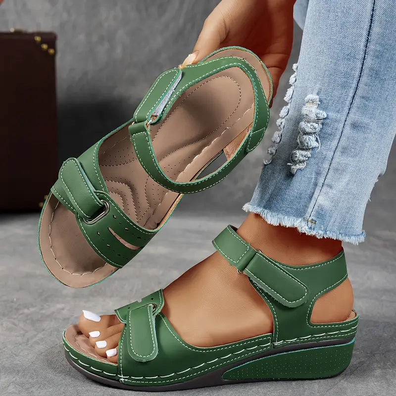 Meredith | Women&