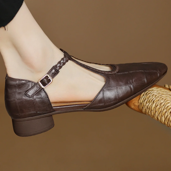 Penelope | Women&