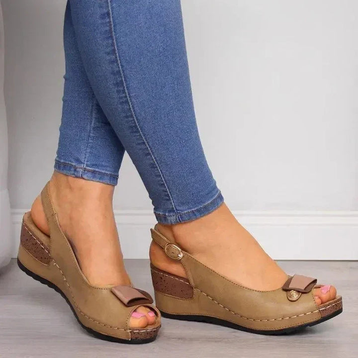Philippa | Women&