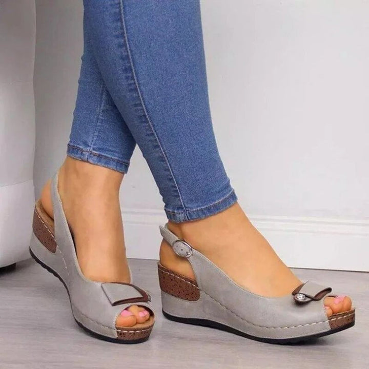 Philippa | Women&