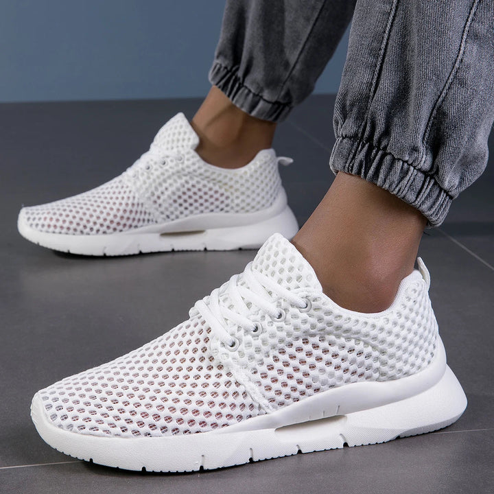 Philomena | Damen atmungsaktive Mesh-Schnürsneaker - Weiß - Bild 2
