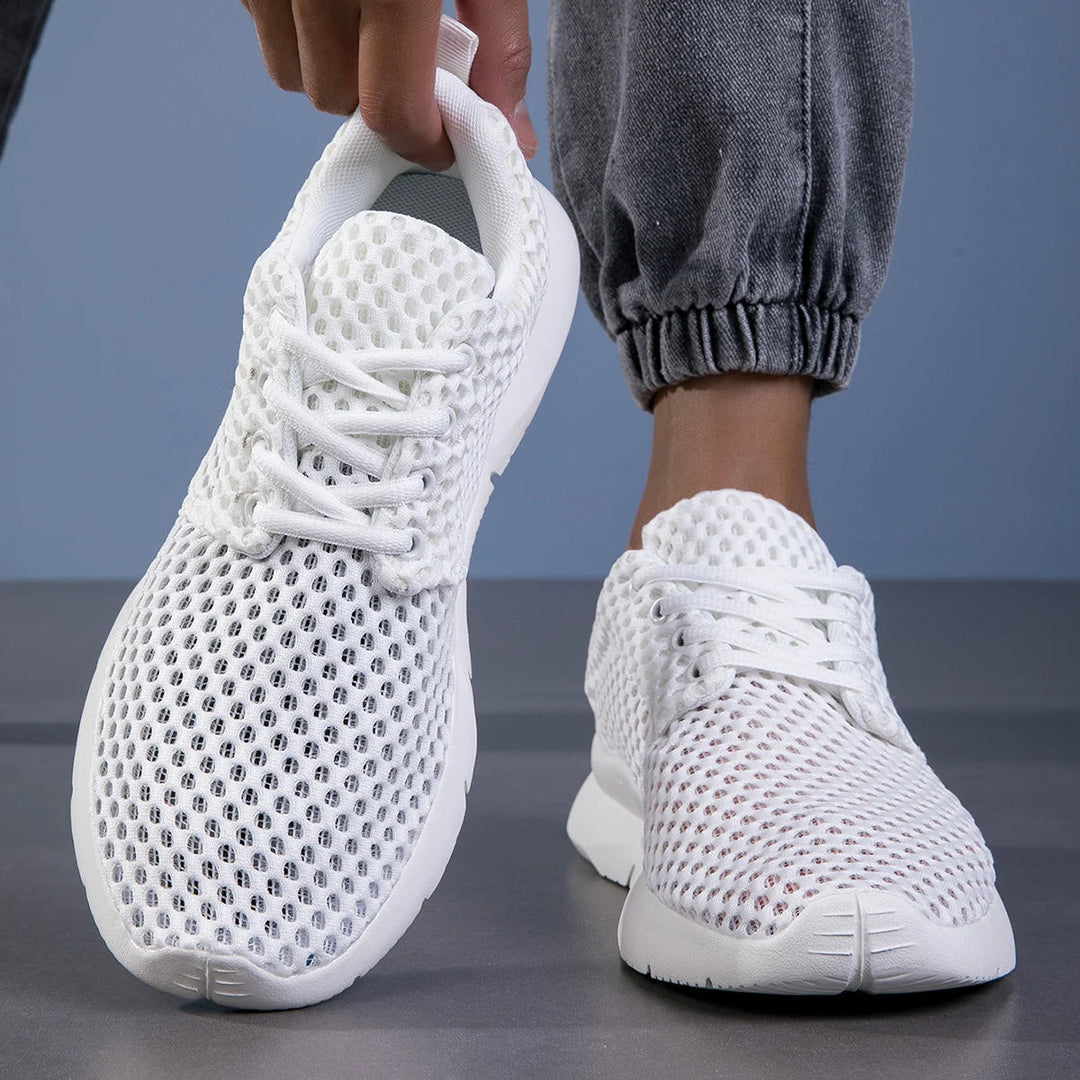 Philomena | Damen atmungsaktive Mesh-Schnürsneaker - Weiß - Bild 4