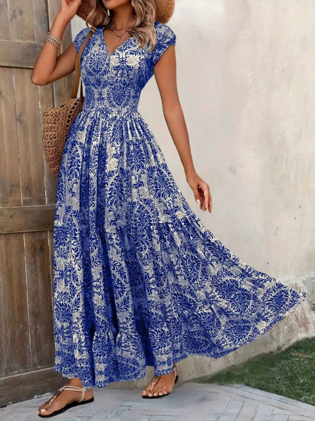 Romy | Damen Maxikleid mit V-Ausschnitt und Stufen - Grün - Bild 5
