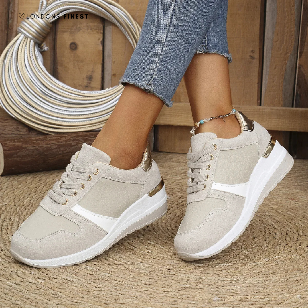 Rowena | Damen Plateau-Sneaker mit Schnürung - Beige - Bild 1