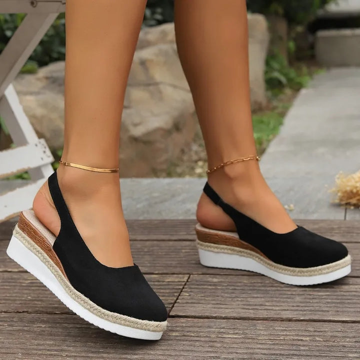 Saskia | Women&