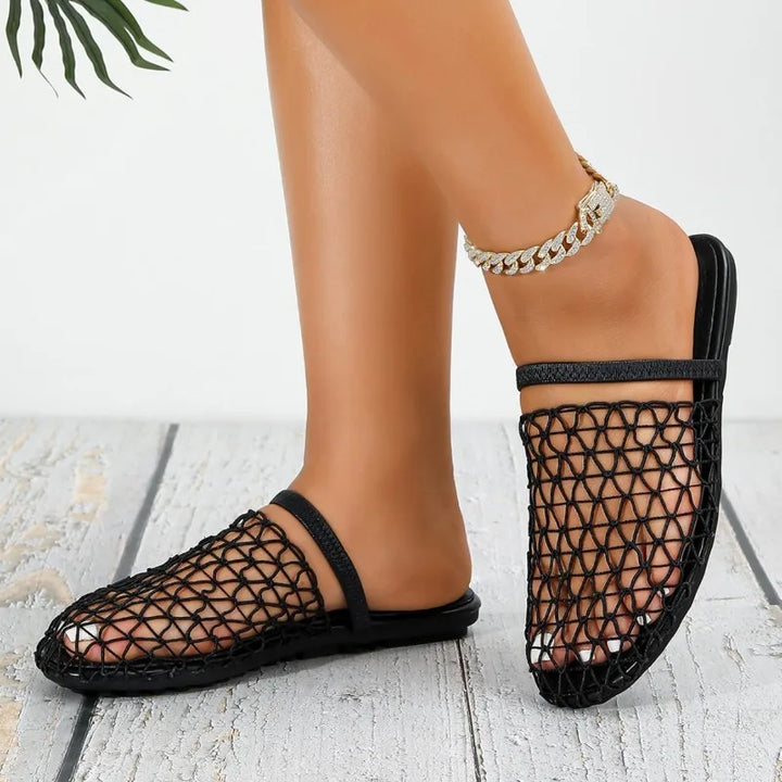 Thaliana | Women&