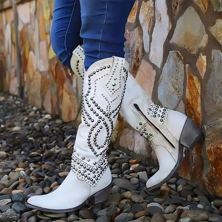 Thessaly | Women&
