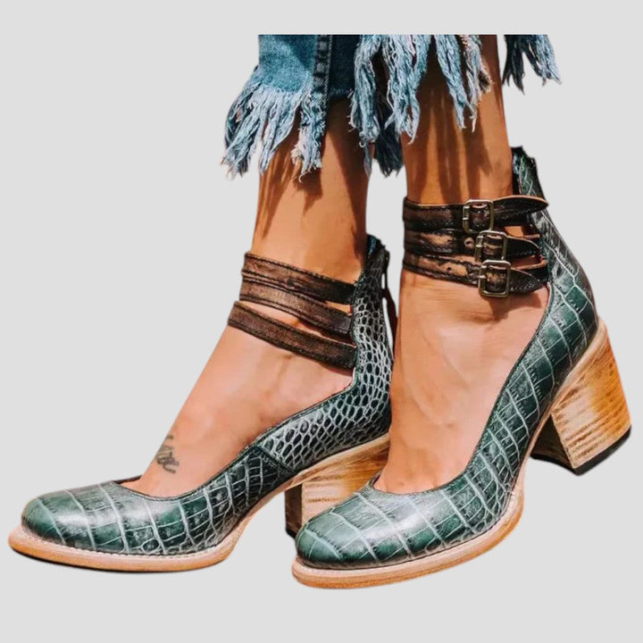 Thessandra | Women&