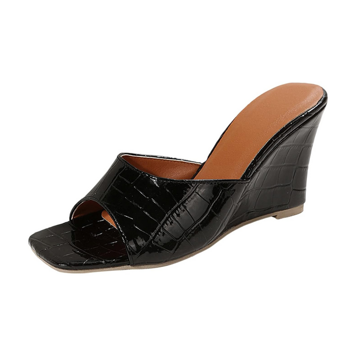 Thessandra | Women&