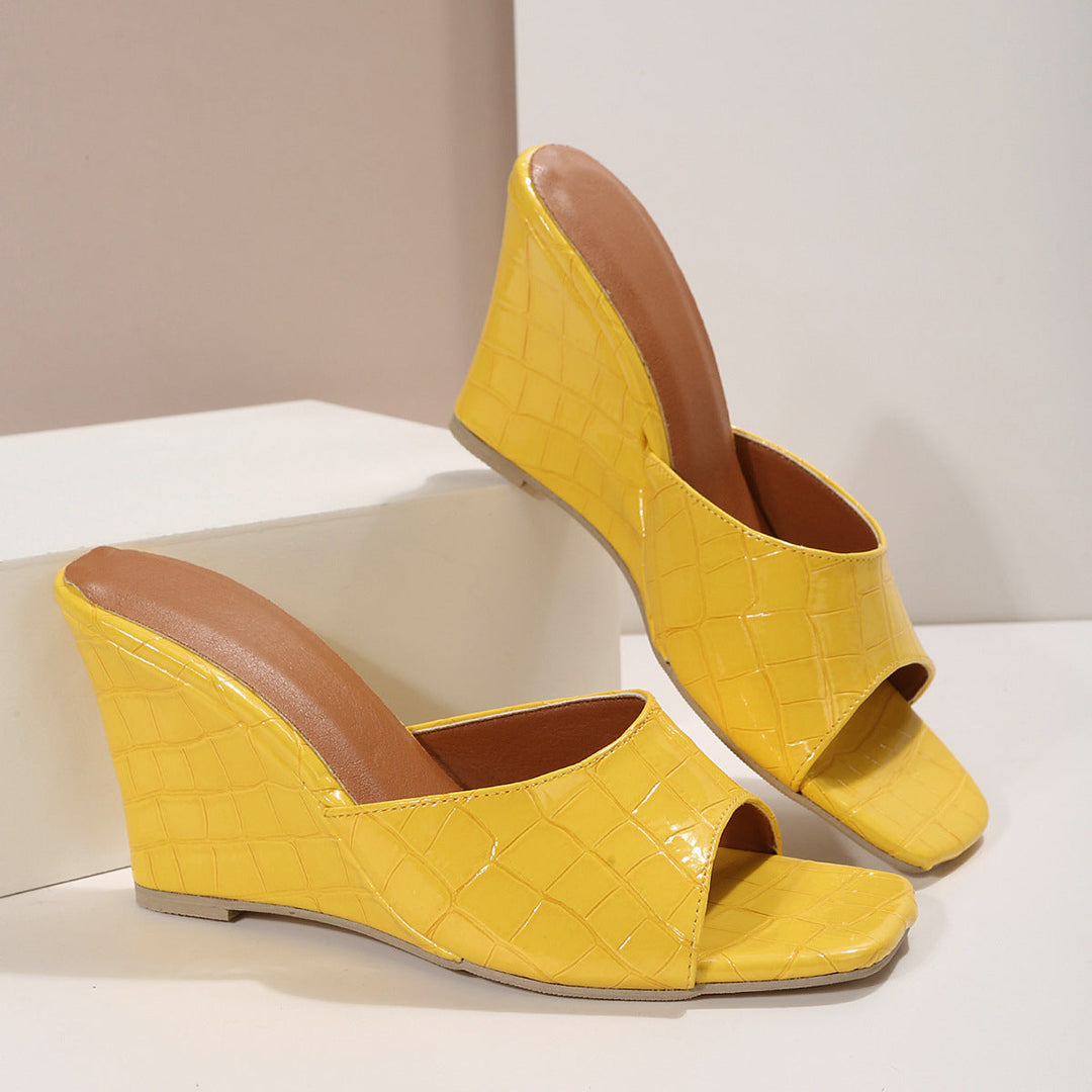 Thessandra | Women&