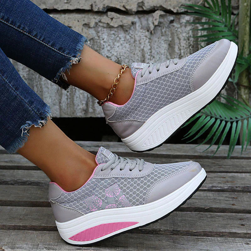Thessienne | Women&