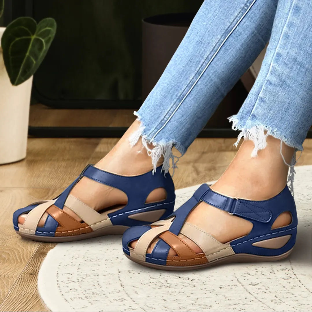 Valentina

Wait, | Women's Closed Toe Fisherman Sandals - Image 1