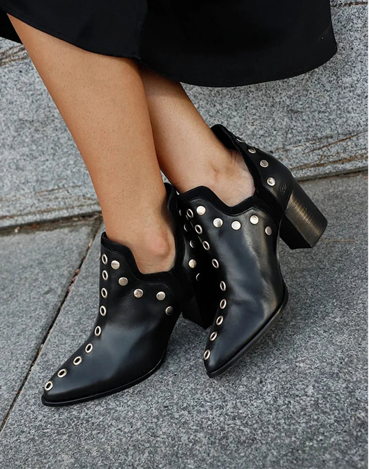 Valeska | Women&