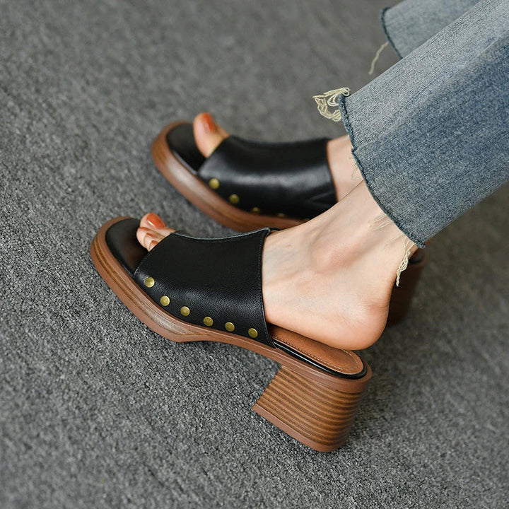 Veronique | Damen Schwarze Mules mit Blockabsatz - Schwarz - Bild 2