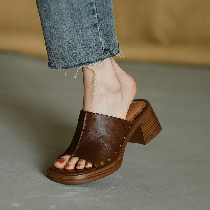 Veronique | Damen Schwarze Mules mit Blockabsatz - Schwarz - Bild 4