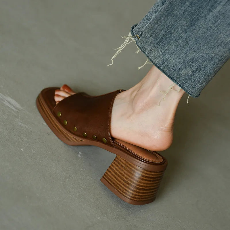 Veronique | Damen Schwarze Mules mit Blockabsatz - Schwarz - Bild 6