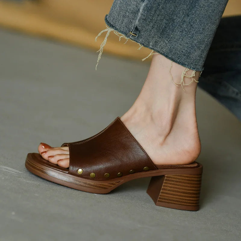 Veronique | Damen Schwarze Mules mit Blockabsatz - Schwarz - Bild 7